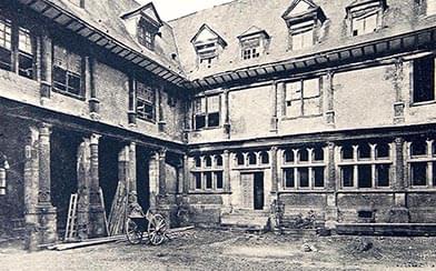 Hôtel Mauroy before restoration